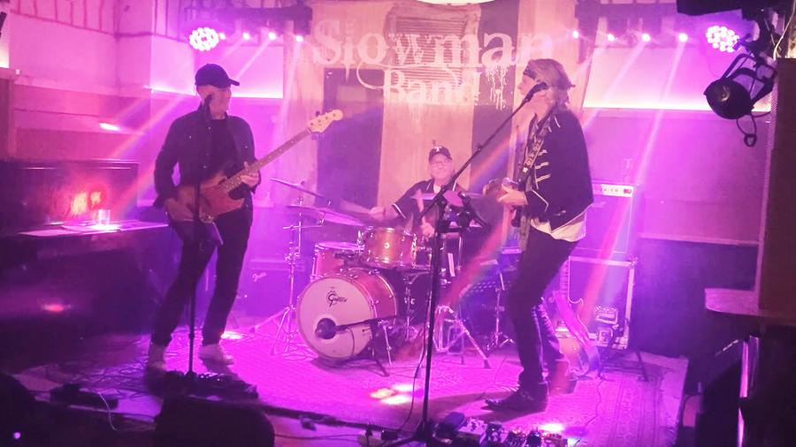 Live gig from Reimersholme Hotel, Stockholm, May 2025.